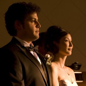 Eli (David Blue) e Lisa (Jennifer Spence) nell'episodio Cloverdale di Stargate Universe