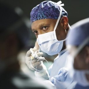 James Pickens Jr. in Grey's Anatomy nell'episodio Adrift and at Peace
