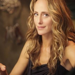 Kim Raver in Grey's Anatomy nell'episodio Slow Night, So Long