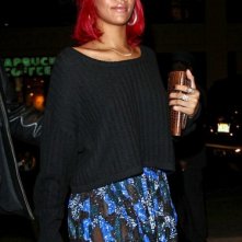 Rihanna si allontana dall'hotel e si dirige da 'Da Silvano' nel West Village per cenare
