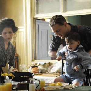 Aleksa Palaldino e Michael Pitt in una sequenza dell'episodio Belle Femme di Boardwalk Empire