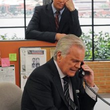 DiNozzo (Michael Weatherly) osserva il padre (Robert Wagner) in Broken Arrow di NCIS