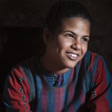 Nadia Khlifi nei panni di una solare Maria nel film Io sono con te