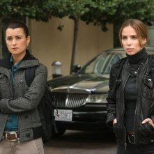 NCIS: Ziva David (Cote de Pablo) e Liat Tuvia (Sarai Givaty) nell'episodio Enemies Foreign