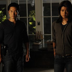 Daniel Dae Kim e Grace Park in Hawaii Five-0 nell'episodio Po 'ipu