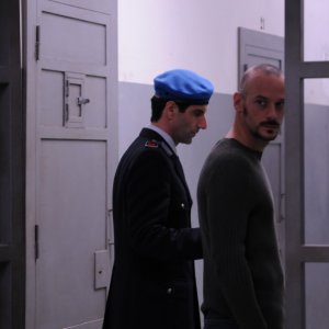Gianni Cinelli e Filippo NIgro in una scena del film Dalla vita in poi con
