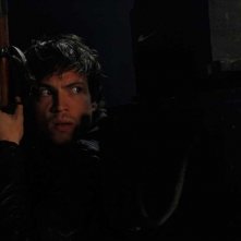 Cyrille Thouvenin è David nel film Le village des ombres