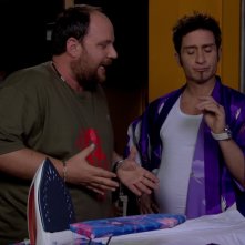 Giuseppe Gandini e Alejandro Paker in una scena di Tutti i padri di Maria