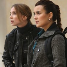 Cote de Pablo e Sarai Givaty  nell'episodio 'Enemies Foreign' della serie NCIS: Unità Anticrimine