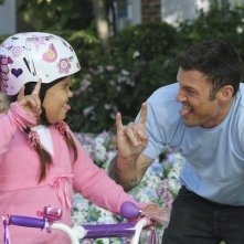 Madison De La Garza e Brian Austin Green in una scena dell'episodio Truly Content di Desperate Housewives