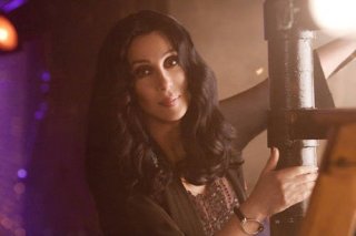 Cher in un'immagine del musical Burlesque