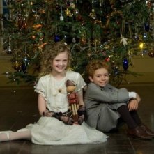 Elle Fanning e Aaron Michael Drozin, fratellini per il film The Nutcracker in 3D