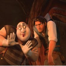 Flynn Ryder in una divertente immagine del film d'animazione Rapunzel - L'intreccio della torre