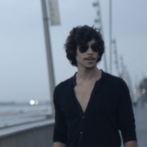 Óscar Jaenada in un'immagine del film Circuit