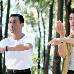 Tony Leung Ka Fai e Aarif Lee nei panni del maestro e dell'allievo di kung fu in Bruce Lee, My Brother