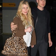 Jessica Simpson ed Eric Johnson arrivano a New York per il Ringraziamento