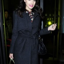 Kelly Brook mentre lascia l'Old Vic 24 Hour Plays dopo la festa tenutasi presso Bungalow 8