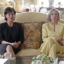 Helen McCrory e Hope Davis in una immagine del film I due presidenti (The Special Relationship)