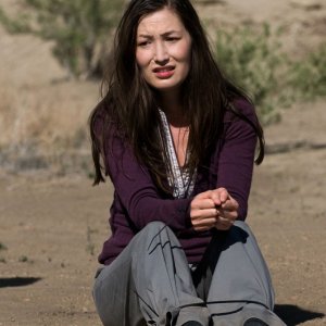 Lisa Park (Jennifer Spence) legata in una scena dell'episodio Malice di Stargate Universe