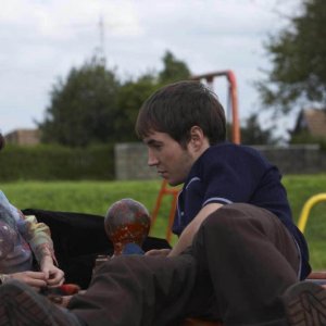 Mandy (Felicity Jones) and Joe (Martin Compston) in una scena del film SoulBoy