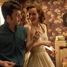 Anne-Marie Duff e Aaron Johnson in una scena di Nowhere Boy