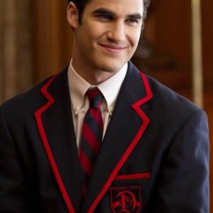 Darren Criss in una scena dell'episodio Special Education di Glee