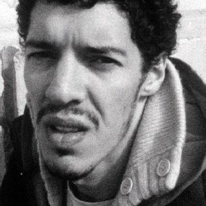 Una scena del film Les hommes debout del 2010