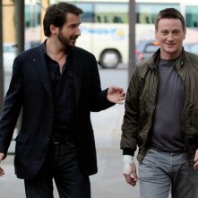 Benoît Magimel ed Edouard Baer nel film Mon pote