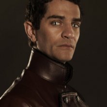 James Frain E Chess In Una Immagine Promozionale Di The Cape 185336