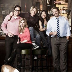 Una foto promozionale del cast di Traffic Light, in precedenza nota come Mixed Signals