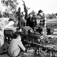 Walt Disney insieme a Salvador Dalì sul set
