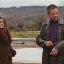 Josiane Balasko e Scali Delpeyrat in una scena della commedia Holiday