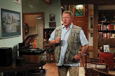 William Shatner in $#*! My Dad Says nell'episodio The Manly Thing To Do