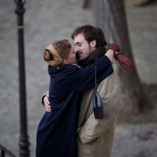 Léa Seydoux e Grégoire Leprince-Ringuet in una scena del drammatico Roses à crédit