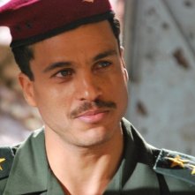 Mohamed Zouaoui in una scena di un film