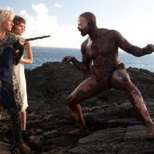 Helen Mirren, Felicity Jones e Djimon Hounsou nel film The Tempest