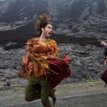 Russell Brand ed Alfred Molina in una scena del film The Tempest