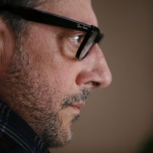 Un primo piano di Sergio Castellitto nel film La bellezza del somaro