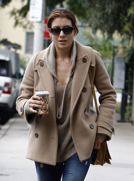 Kate Walsh Con Un Caffe In Mano A Hollywood 186270
