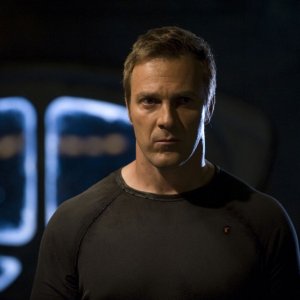 Mike Dopud in una scena dell'episodio Resurgence di Stargate Universe