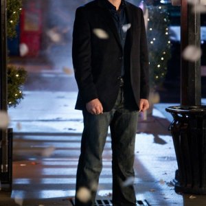 Tom Welling in una scena dell'episodio Icarus di Smallville