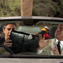 Max Tortora e Christian De Sica in una scena del film Natale in Sudafrica