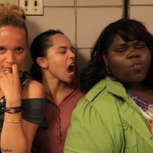 Zoe Kravitz e Gabby Sidibe sul set di Yelling to the Sky accanto alla regista Victoria Mahoney