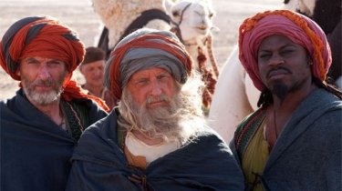 Peter Capaldi, Jack Shepherd ed Obi Abili sono i Re Magi nella miniserie tv inglese The Nativity