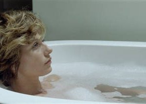 Cécile De France in un'immagine del film Hereafter