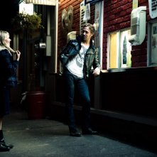 Un simpatico duetto tra Michelle Williams e Ryan Gosling in Blue Valentine