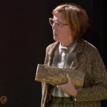 Catherine E. Coulson nell'episodio Dual Spires di Pych, omaggio a Twin Peaks