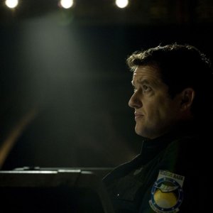 Un concentrato Justin Louis nell'episodio Resurgence di Stargate Universe