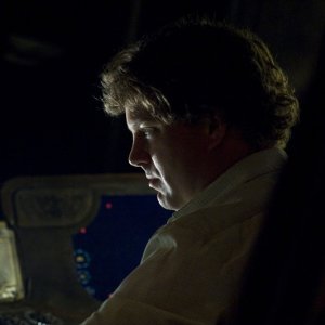 Un concentrato Patrick Gilmore nell'episodio Resurgence di Stargate Universe