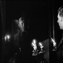 Georges Rivière in una scena del film Danza Macabra del 1964